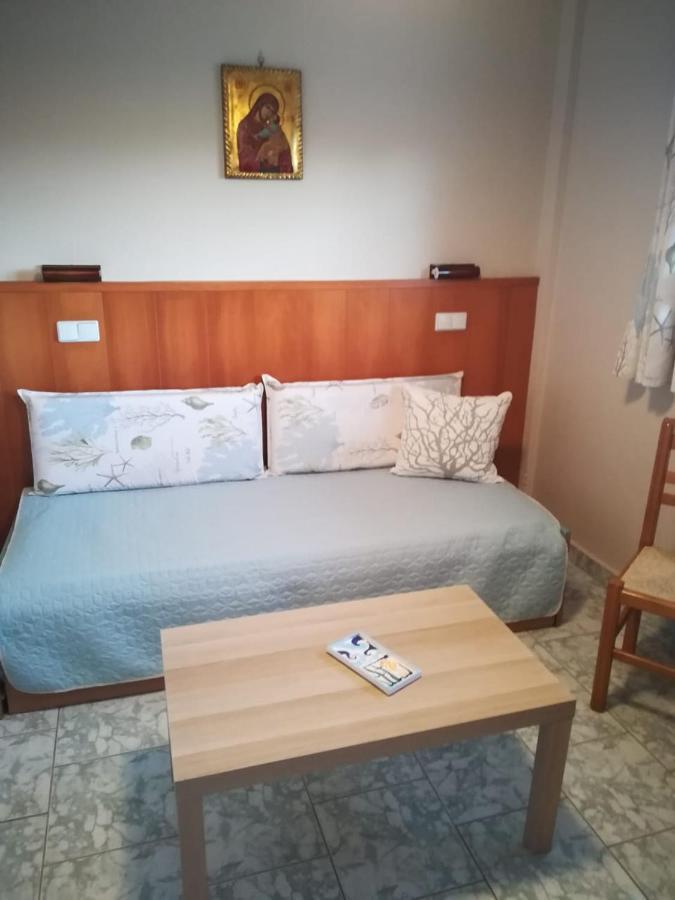 Seaview Aparthotel Nea Poteidaia Exterior photo