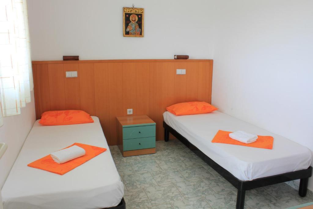 Seaview Aparthotel Nea Poteidaia Room photo
